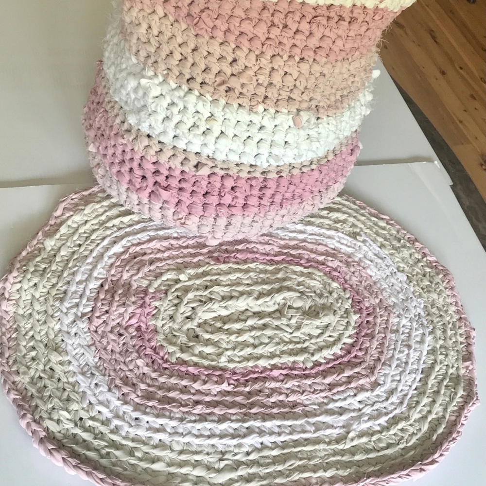 Handmade crocheted rug bathroom kitchen mat - Picture 5 of 5